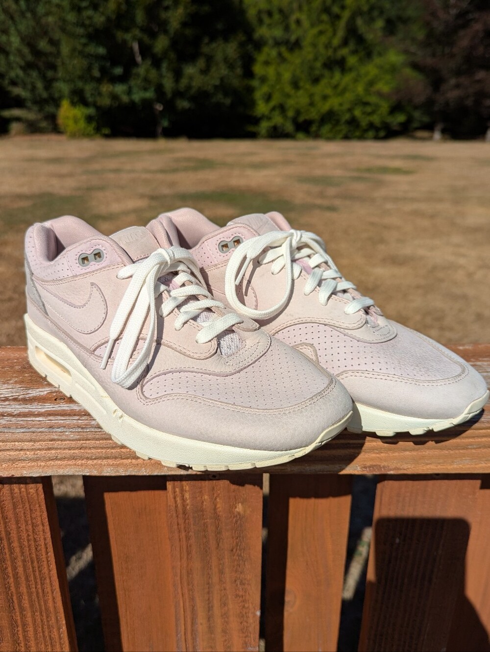 Size US 10 - Nike Lab Air Max 1 Pinnacle Silt Red 859554-600 EU 44 Pink